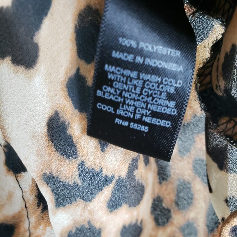Express | Portofino Animal Printed Blouse in size SMALL - Picture 4 of 5